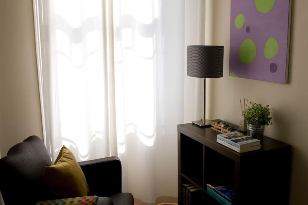 Romantic & Renewed 1 Bedroom In Campolide - 1e * Lissabon